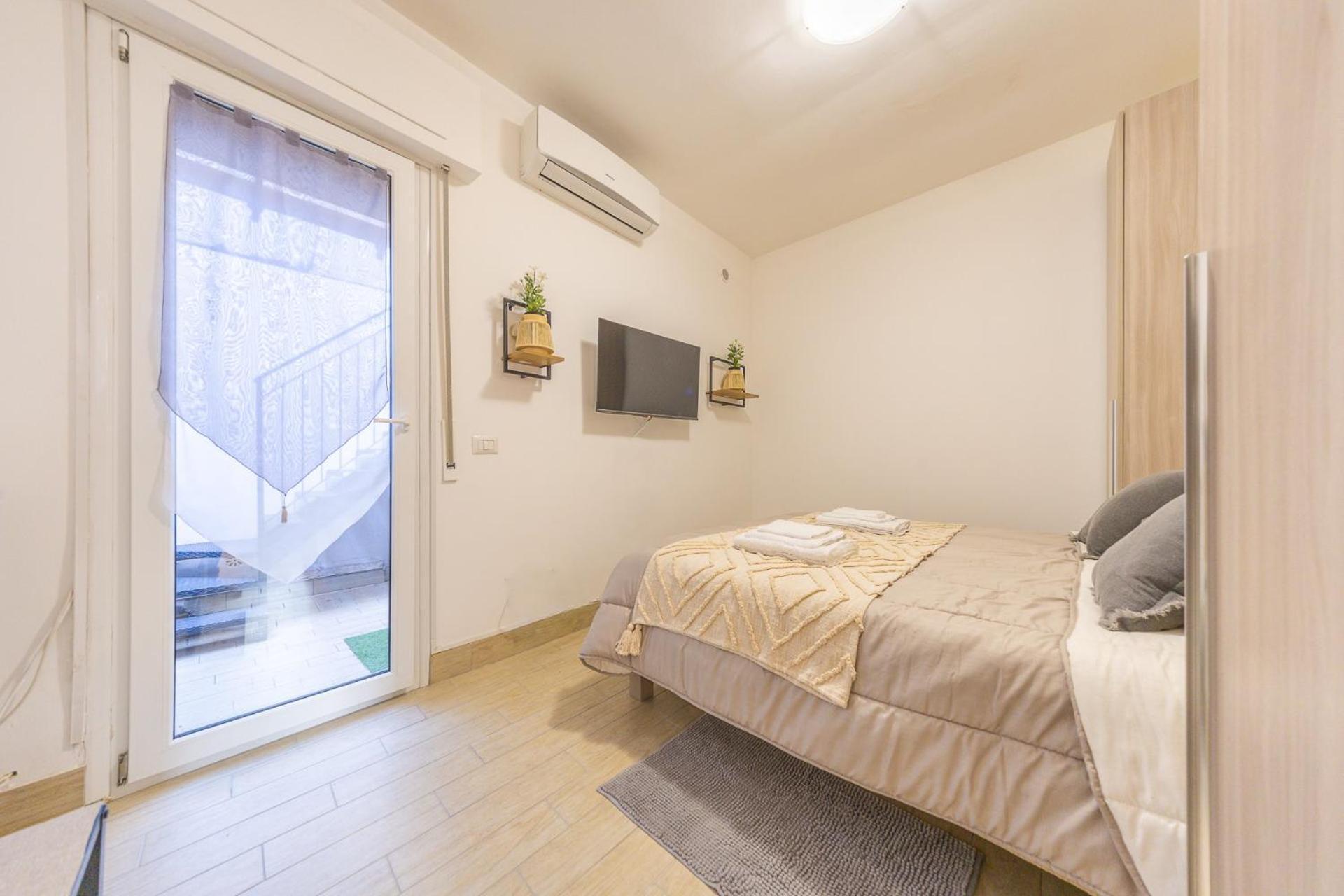 Bilocale Indipendente Con Terrazzo Esclusivo A Due Passi Dalla Metro Di Roma Apartment Rome