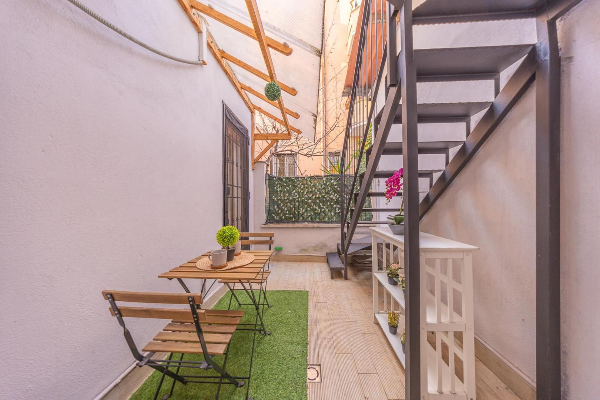 Appartement Bilocale Indipendente Con Terrazzo Esclusivo A Due Passi Dalla Metro Di Roma Rome